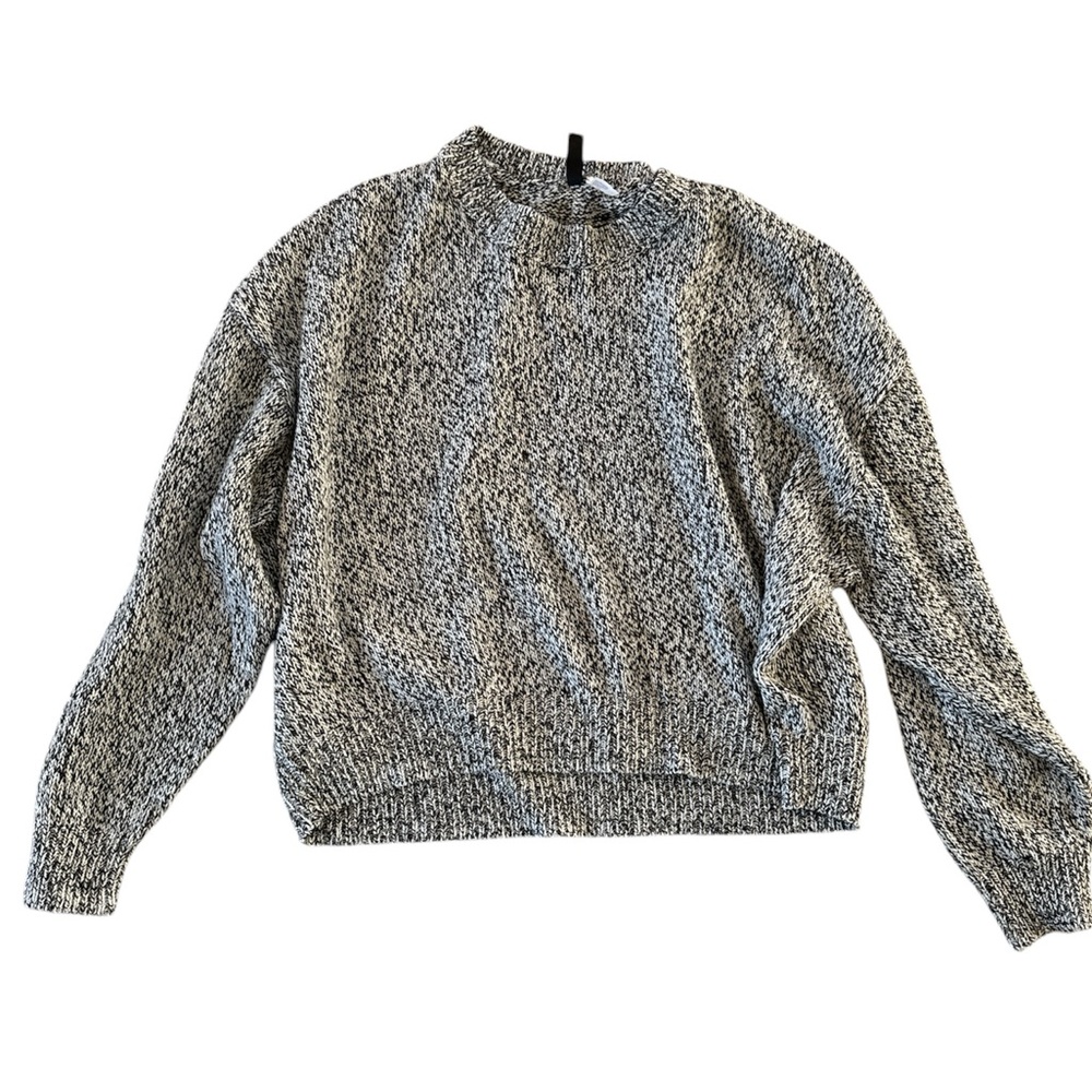 Cropped sweater